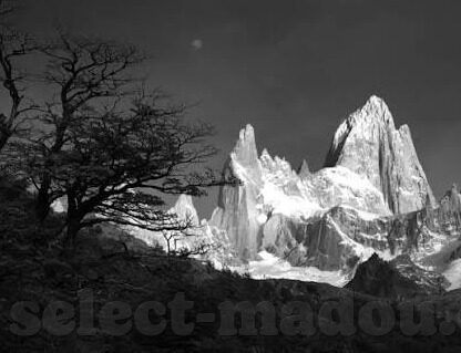 麻豆破解版视频-深度剖析网络内容对青少年影响——麻豆破解版视频现象之反思